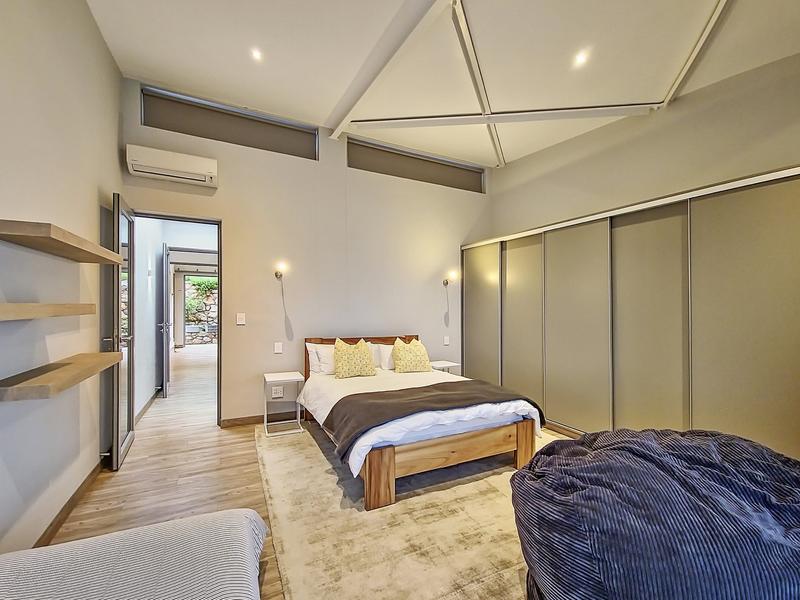 5 Bedroom Property for Sale in Bakoven Western Cape